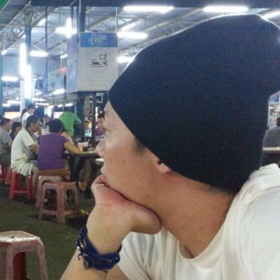 仕事中スケベなばっか考えてるとこやさん💈💈いい歳こいてまだ落ち着きたくないんだぁ。いろんな方たちとの出会いを大切にしたい。 #裏アカ #裏アカ女子と繋がりたい #オフパコ #NTR #寝取りたい