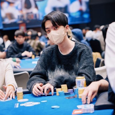 chalTeX_private's profile picture. 浅草で浴衣着て夜桜を見るのが夢です