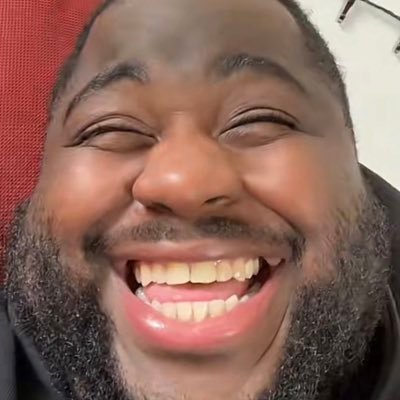 sumixthe's profile picture. 