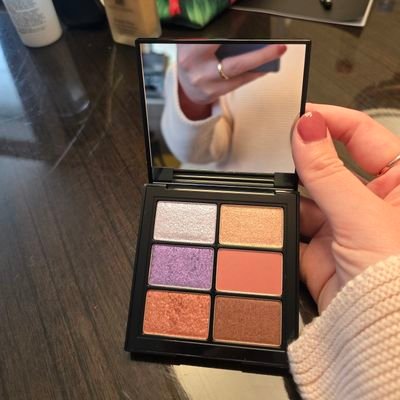 Natalia230924's profile picture. Food, Music & Fiction are the best things in the world  🎶 🥗🍷🍾🍕🥡☕️🍰🧁📚📚📚 🎶
Main : Alessia @ladyofethylene