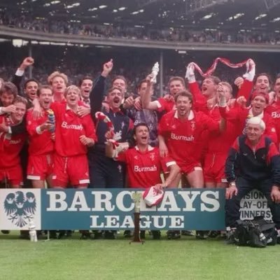 Swindon Town, AS Roma, Gloucester Rugby, Tampa Bay Lightning, Philadelphia Eagles, Golden State Warriors