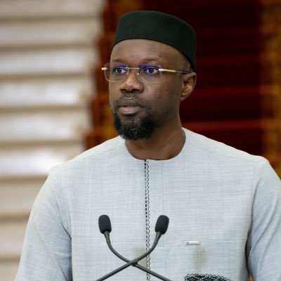 Always one step ahead, I can do ALL things. I love Prophet Muhammad ﷺ. Dieurédieufé Cheikh Ahmadou Xaadimu Rassuul { FAWSAYNI } 🤍