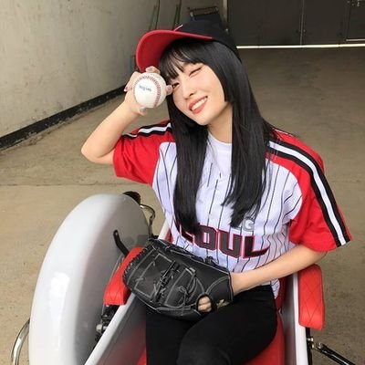 ✧*̣̩⋆̩☽⋆Me ✧*̣̩⋆̩☽⋆゜ love MOMO 😋 (@HuangHuan68206) / Posts / X