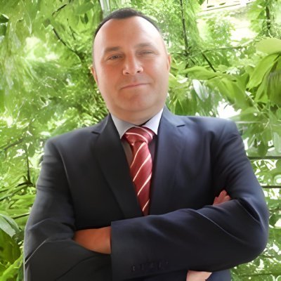 Cristia12620418's profile picture. 