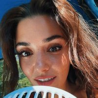 . (@hande1357890) 's Twitter Profile