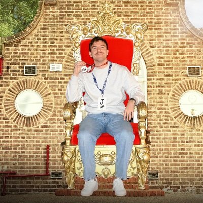 irishpostmalone's profile picture. Design | Photography