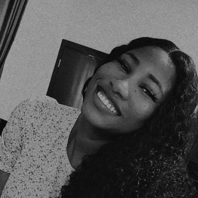 I am Amarachukwu
BLACK-BOLD-BEAUTIFUL.
Never trying to be someone else.
Professor in the making✌.
Wife of a KING💖.🇳🇬