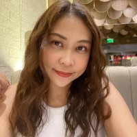 Nina (@ninastomo) 's Twitter Profile
