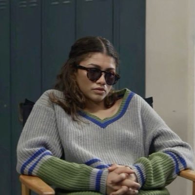 mihappiness03's profile picture. 