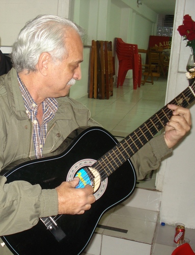 claudioxuxu's profile picture. 