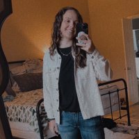 B (@burtney_rise) 's Twitter Profile