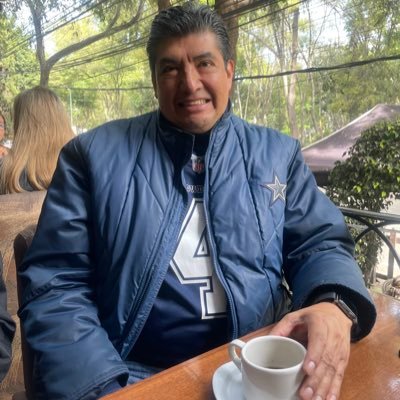 EnriqueLhernan5's profile picture. Ser feliz es sencillo!! Cowboy fan forever!!