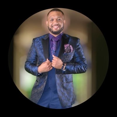 HamptonU Alumnus. #Onyx9 💎| 💵Project Manager. | 🌞♈🌑♈🌅♌ Jerk at Heart. Introvert by nature. | 🎤BGVS & Gospel. ⛪God 1st