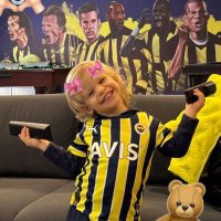 Ari (@lacivertkadikoy) 's Twitter Profile