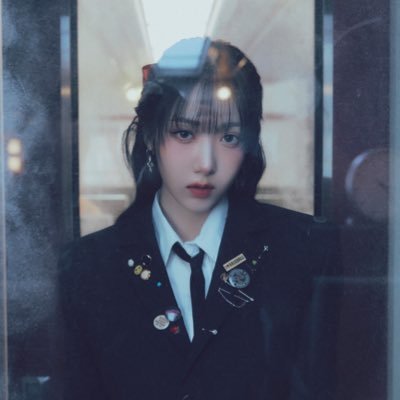 ggureummii's profile picture. #태연 #윤아 #아이유 #신비