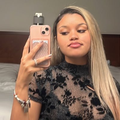 ig: sydneybd_