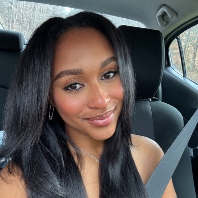 mikayla_asmith's profile picture. 🎙️podcast host @ (Mis)s Adulting🤍