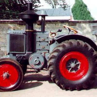 LDechambouxl's profile picture. 