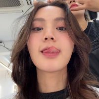 Lara (@saarangiu) 's Twitter Profile