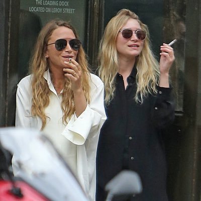 boogerboobz's profile picture. lol