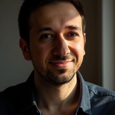 Educational pedagogy and AI researcher, PhD in biomedicine.