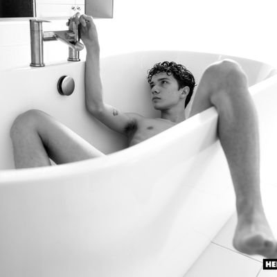 GabrielAll75502's profile picture. 18+ content creating and collabs