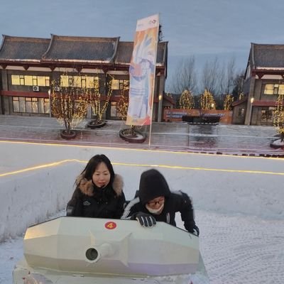 fanglining78064's profile picture. 请保持微笑