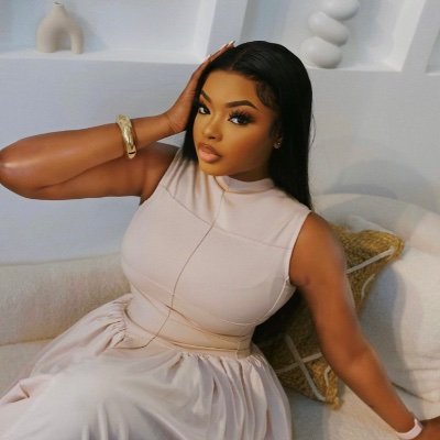 PrettyDona87841's profile picture. 