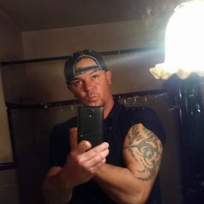 sexyeddier's profile picture. 