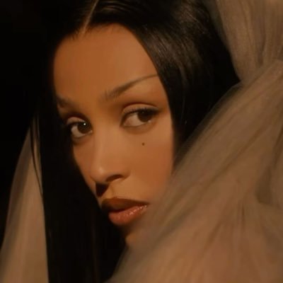 agoura_hillz's profile picture. 𝓡𝓸𝔂𝓪𝓵𝓽𝔂 👑