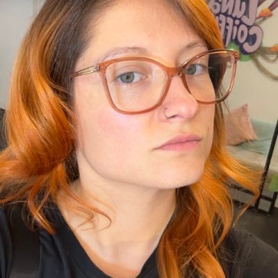 Lieskahn's profile picture. Periodista que le pagan por ver tele.