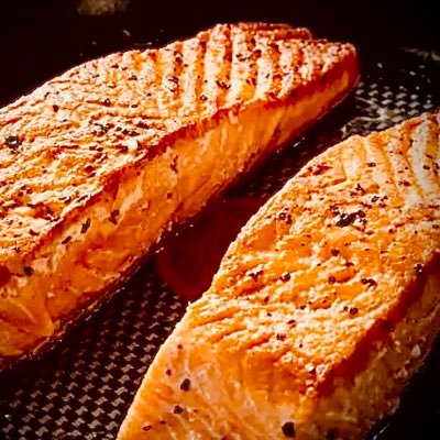 Fish bish. Never a bad day to go fishing 🎣. The salmon steaks are ready.