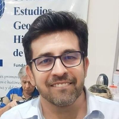 SegurondoNestor's profile picture. Nacido en el sur del continente, por 1968