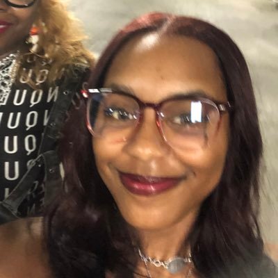 tziaaaah's profile picture. I’m just here🙂 | Harry Potter fan | multistan | kyunbebe