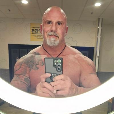 KossSteve's profile picture. Personal trainer