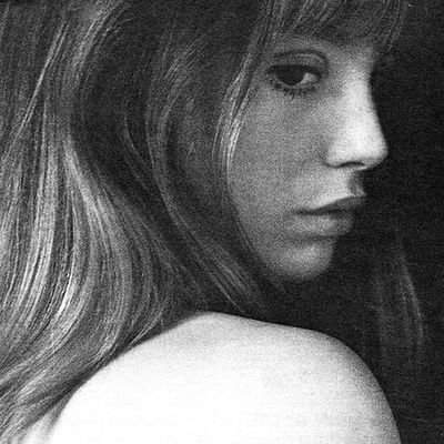 estrelaruppi's profile picture. tô tentando