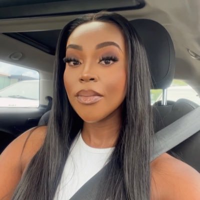 advertising| Eng +IsiZulu Voice Over artist | 1/2 of @amenconcepts | Lifestyle content curator