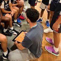 COACH🏀 Jon (@ayyecoach32) 's Twitter Profile Photo COACH🏀 Jon (@ayyecoach32) 's Twitter Profile Photo