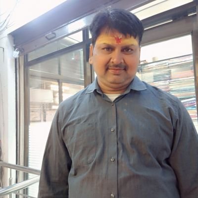 amitkr20585's profile picture. खामोशियाँ ही बेहतर हैं, शब्दों से लोग रूठते बहुत हैं…!!
अपनी कहानी के नायक स्वयं बनें।

 प्यार करो हंसो जीओ।  कभी समझौता न करें.  ...