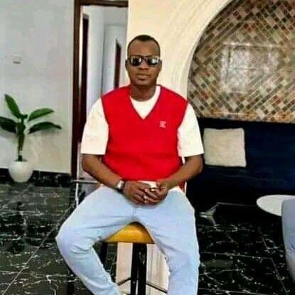 still the king of Arab money family members make money not friends.. text me on Whatsapp now+2349136031822