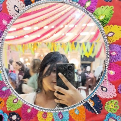 InaHafiza87347's profile picture. 🦋The sky is my home 🦋