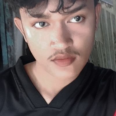 jmr_oli's profile picture. 