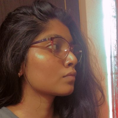 SShyvani's profile picture. I'm a Product Designer, Framer Developer & Artist.
Alum @10kdesigners