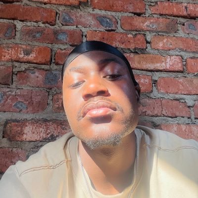 mukuruvara_'s profile picture. Stuff I know