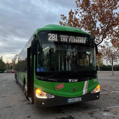 Transporte público de la A-2 Etasero hasta la muerte La 281 manda🚌💨 9820 LBN 0489