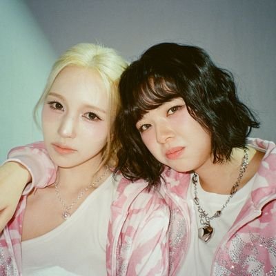 yoomi_twc's profile picture. it's not over 'til it's over 🆔
🐧🐶🐺🐨