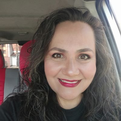 Madre,Artesana, Administradora de Mérida Productiva, Legisladora del Estado Mérida.
SI ME SIGUES,TE SIGO!!