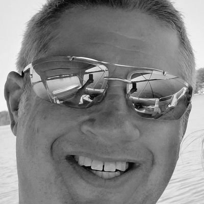 Deplorable, Useless Eater and autism dad in need of re-edukaeshion. Guns fire themselves. Free markets impoverish people. Buy me at least 1 drink b4 you DM me.