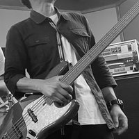 ใใใ๐ธ (@takashi5strings) 's Twitter Profile