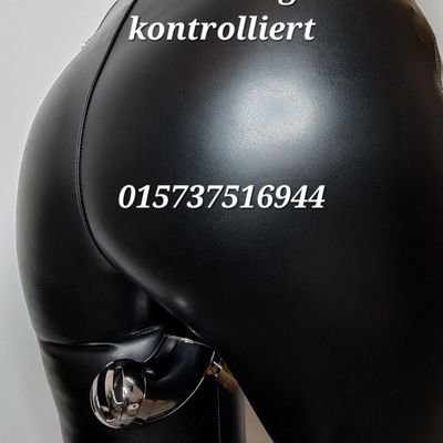....Eigentum,Fickanschaffnutte,Damenklo und Poppersv. von Blackmail-Lady LizzLaReign, Für Buchungen alle Anfragen an die Blackmail-Lady LizzLaReign....
